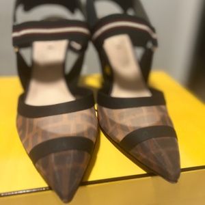 Fendi pump